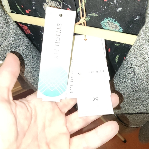 Skies are Blue Black Marl Blazer, Large - Picture 3 of 3